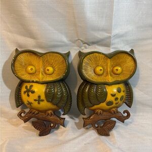 Vintage Sexton Yellow and Green Owl Wall Decor 9x6”